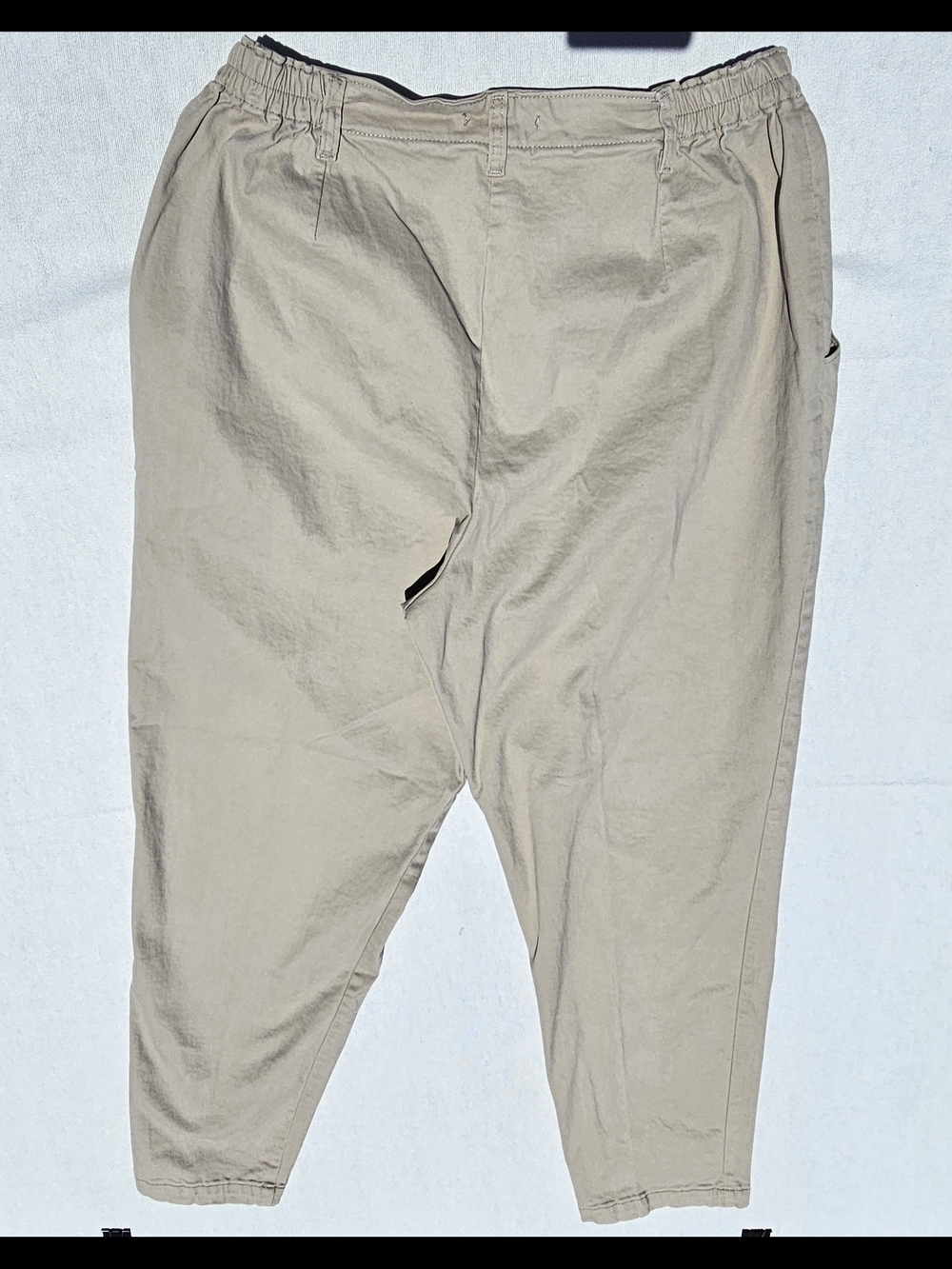 Lee Women's Size 18 W Light Tan Chino Pants. - Picture 2 of 4